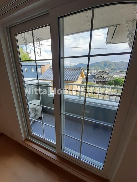 オベルジュ　舞のバルコニー|東向きの明るいバルコニーもありますよ♪