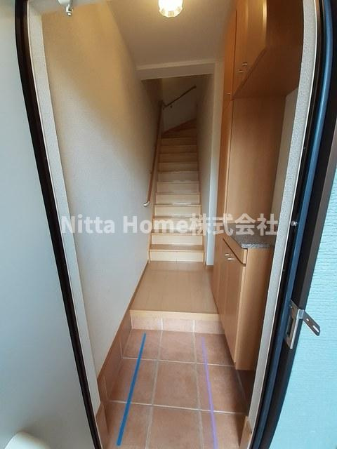 オベルジュ　舞の玄関|十分なスペースの玄関です(^^♪