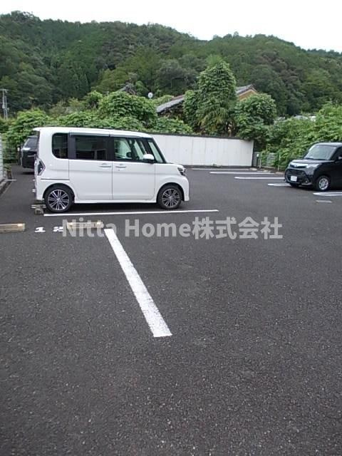 オベルジュ　舞の駐車場|敷地内に駐車場も完備！！