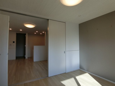 【洋室】 | エタン・ロッシ