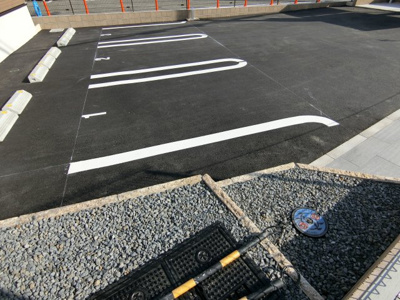 【駐車場】 | エタン・ロッシ