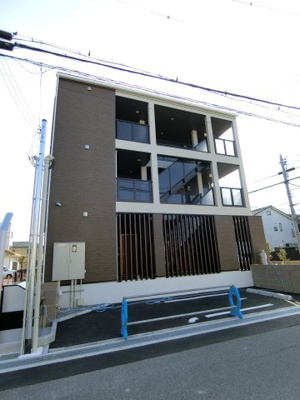 【外観】 | エタン・ロッシ