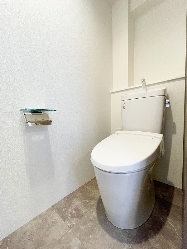 スフィア日本橋富沢町のトイレ|ゆったりとした空間のトイレです