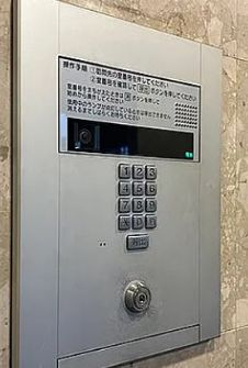 【玄関】 | ディア・ハート両国 | ゆったりとした玄関です