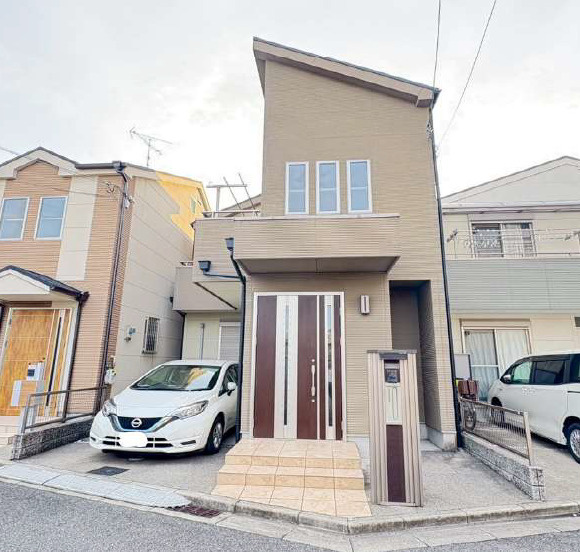 東大阪市若江東町１丁目　中古戸建の外観
