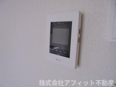 【セキュリティ】 | さくらハイツ | ＴＶ付インターホン　※写真はイメージです