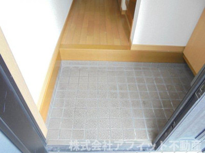 【エントランス】 | さくらハイツ | ※写真はイメージです