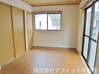 【居間・リビング】 | さくらハイツ | 洋室6帖　※写真はイメージです