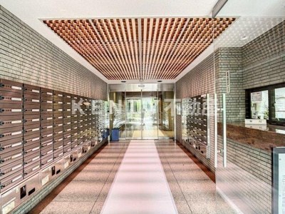 【ロビー】 | グローリア初穂御殿山 | 建物の内部です
