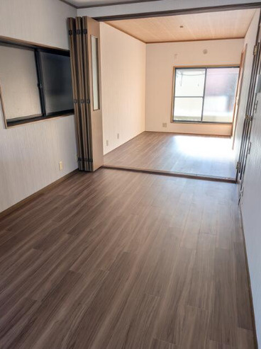 東大阪市新池島町１丁目　中古戸建の洋室