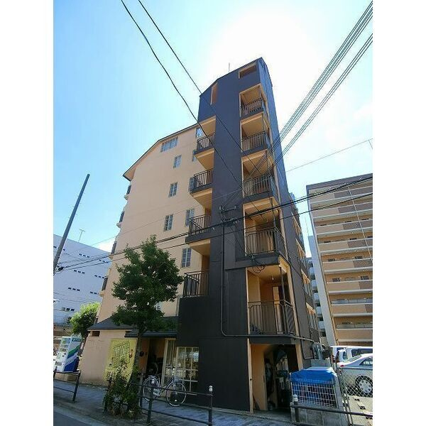 東三国センチュリーマンションの外観