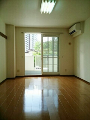 【居間・リビング】 | カサ・ビエント | 使いやすい居間です