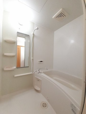 【浴室】 | スウィートガーデンＡ | お風呂です