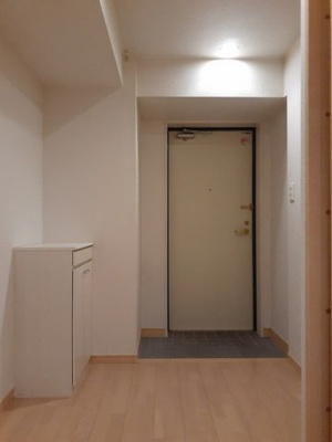 【玄関】 | オータム　アベニュー | ゆったりとした玄関です