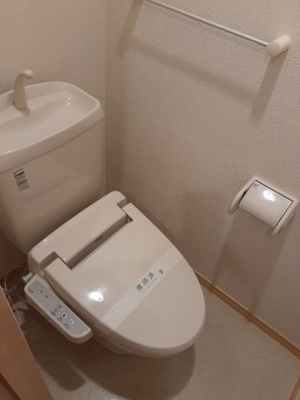 【トイレ】 | オータム　アベニュー | トイレもきれいです