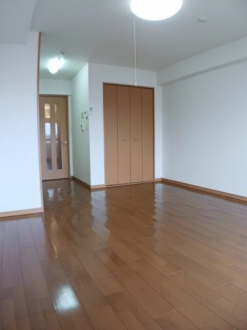 【内装】 | Ｃｏｎ　Ｂｒｉｏ | 内装は落ち着いています