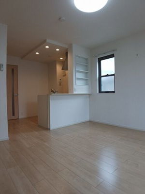 【内装】 | ハピアス鎌田 | 内装は落ち着いています