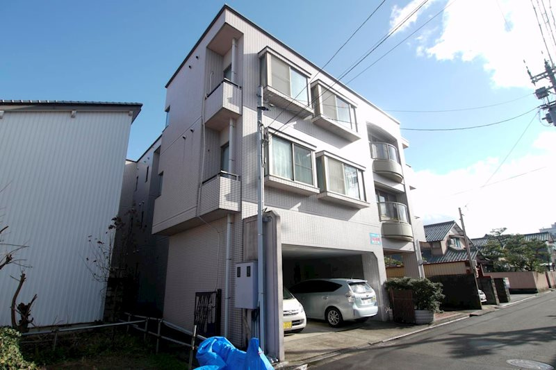 メゾンファミリオの外観