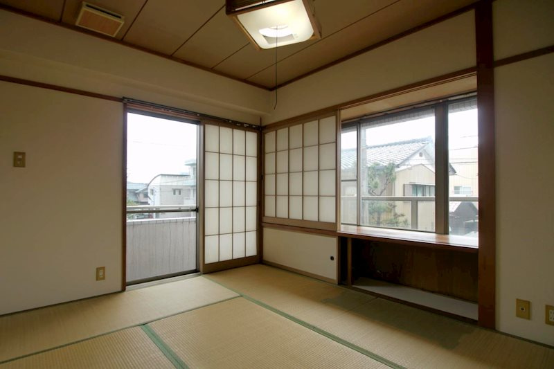 メゾンファミリオの和室