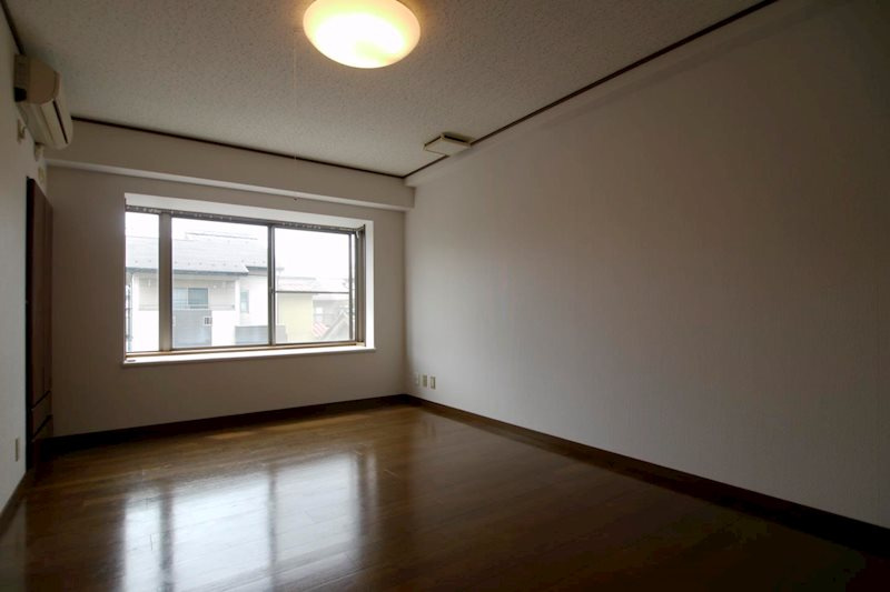 メゾンファミリオの居間・リビング