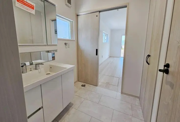 新築戸建　　毘沙門台３丁目の独立洗面台