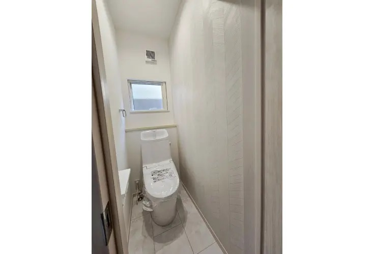 新築戸建　　毘沙門台３丁目のトイレ