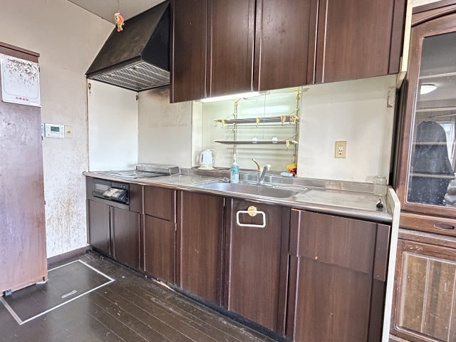 津乃峰町長浜中古戸建のキッチン