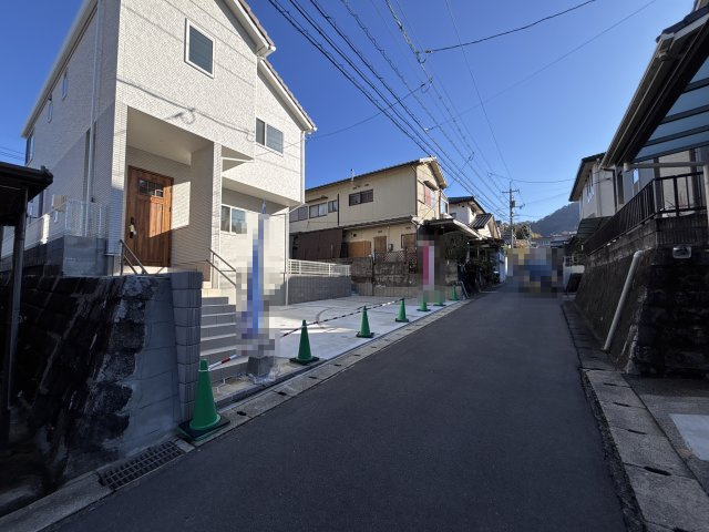 新築戸建　　相田３丁目の前面道路含む現地写真