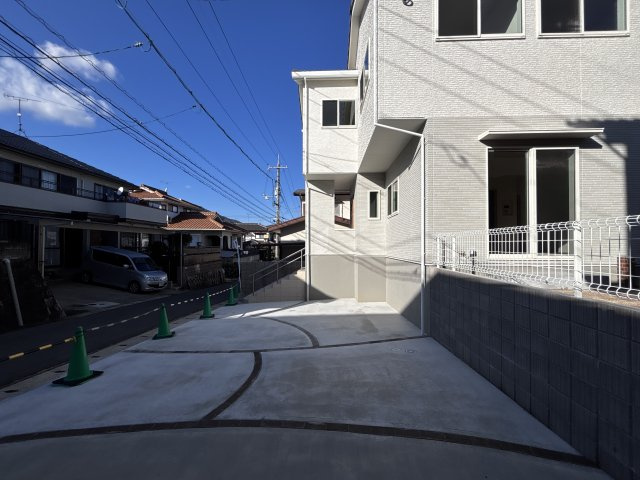 新築戸建　　相田３丁目の前面道路含む現地写真