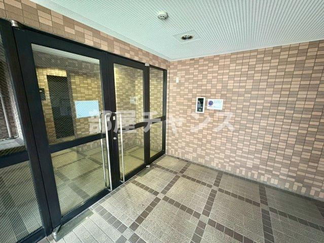 CRECER新栄のエントランス