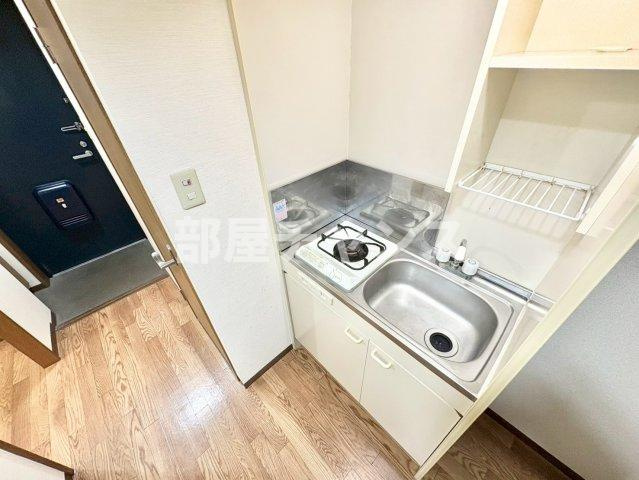 CRECER新栄のキッチン