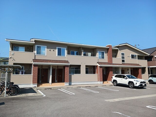 アルバ　カーサⅡの外観