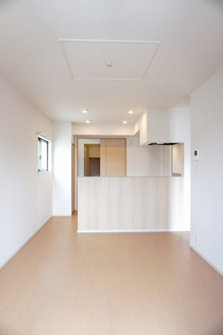 アルバ　カーサⅡの居間・リビング