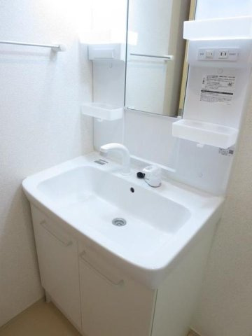 コンフォール矢三　Ｂの洗面所