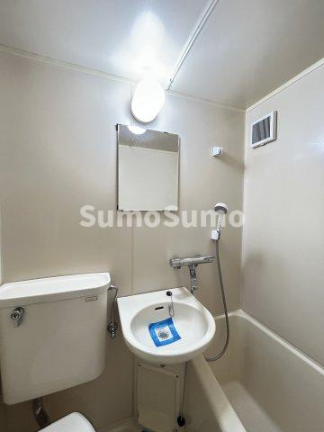 エスポワール中目黒の洗面所|脱衣スペースもあります