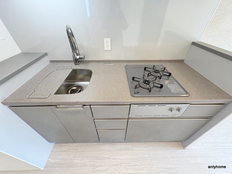 コンフォリア・リヴ博労町一丁目Q　仲介手数料無料のキッチン