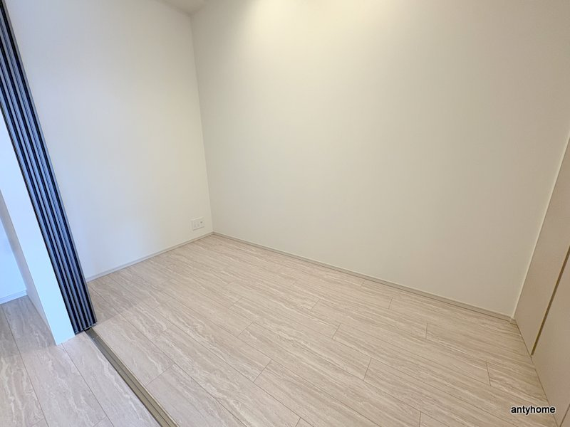 コンフォリア・リヴ博労町一丁目Q　仲介手数料無料の寝室