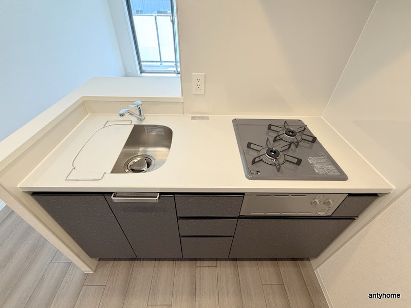 コンフォリア・リヴ博労町一丁目Q　仲介手数料無料のキッチン