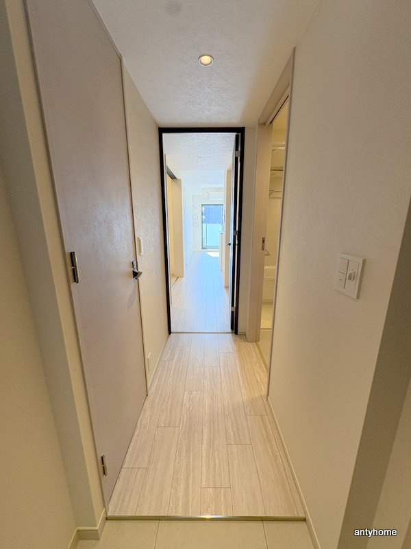 コンフォリア・リヴ博労町一丁目Q　仲介手数料無料の内装