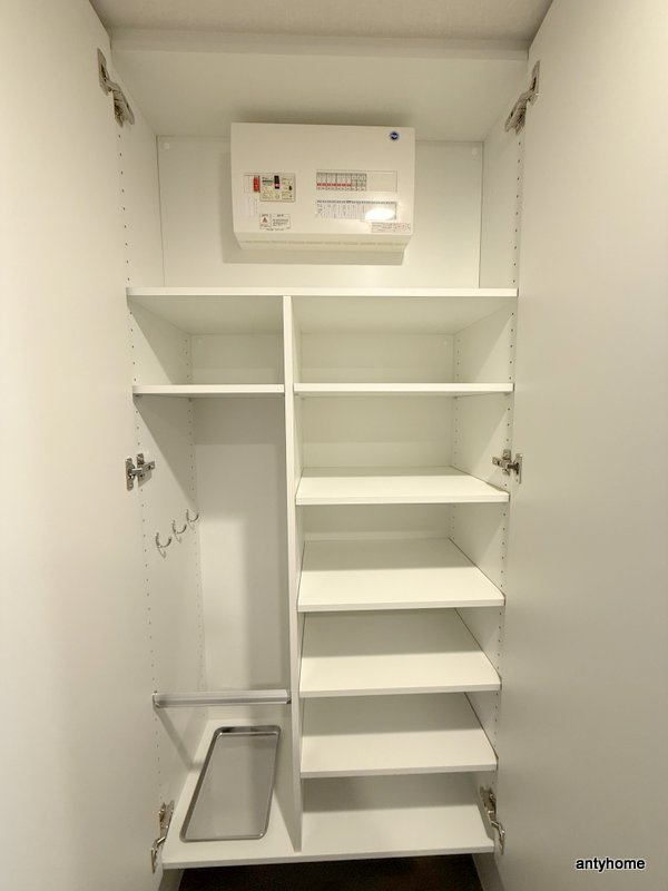 コンフォリア・リヴ博労町一丁目Q　仲介手数料無料の収納