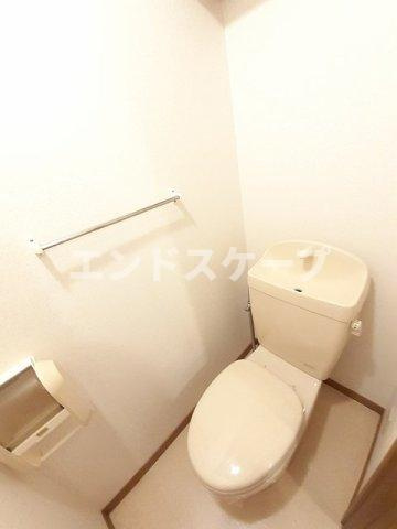 メゾン・エスポールのトイレ|高崎、前橋のお部屋探しはエンドスケープまで！お客様の理想お聞かせ下さい♪