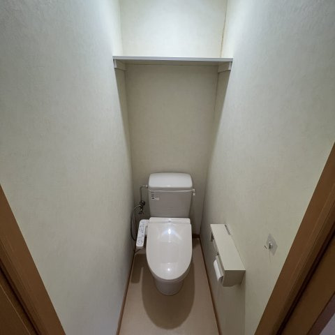 ハイツグリーンサイド絵鞆の玄関