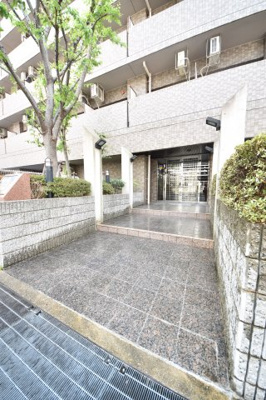 【エントランス】 | リーガル新神戸