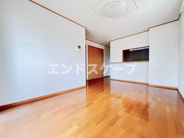 メリディオⅡの居間・リビング|高崎、前橋のお部屋探しはエンドスケープまで！お客様の理想お聞かせ下さい♪
