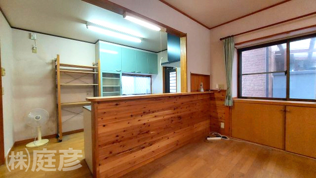 【居間・リビング】の画像