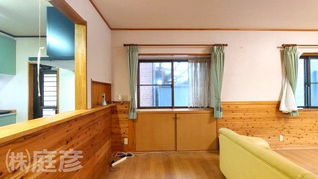 【居間・リビング】の画像