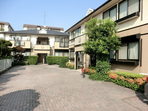 居住者専用のごみ置き場があります。