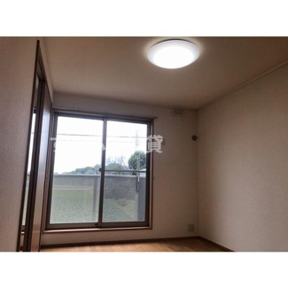 【寝室】 | サンルミエール　西尾市小島町