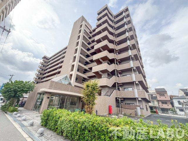平野元町日興マンションの外観