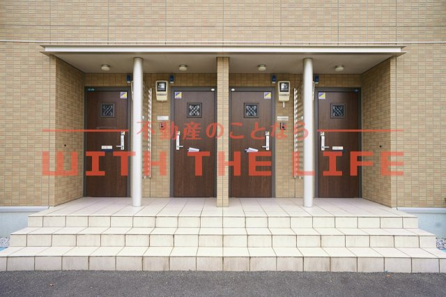 サンライズ御井Ⅱ【キャッシュバック対象物件】のエントランス|落ち着いたエントランスです